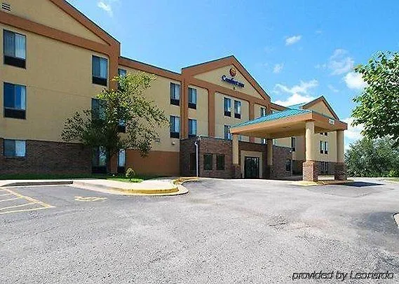 Quality Inn & Suites Lenexa Kansas City