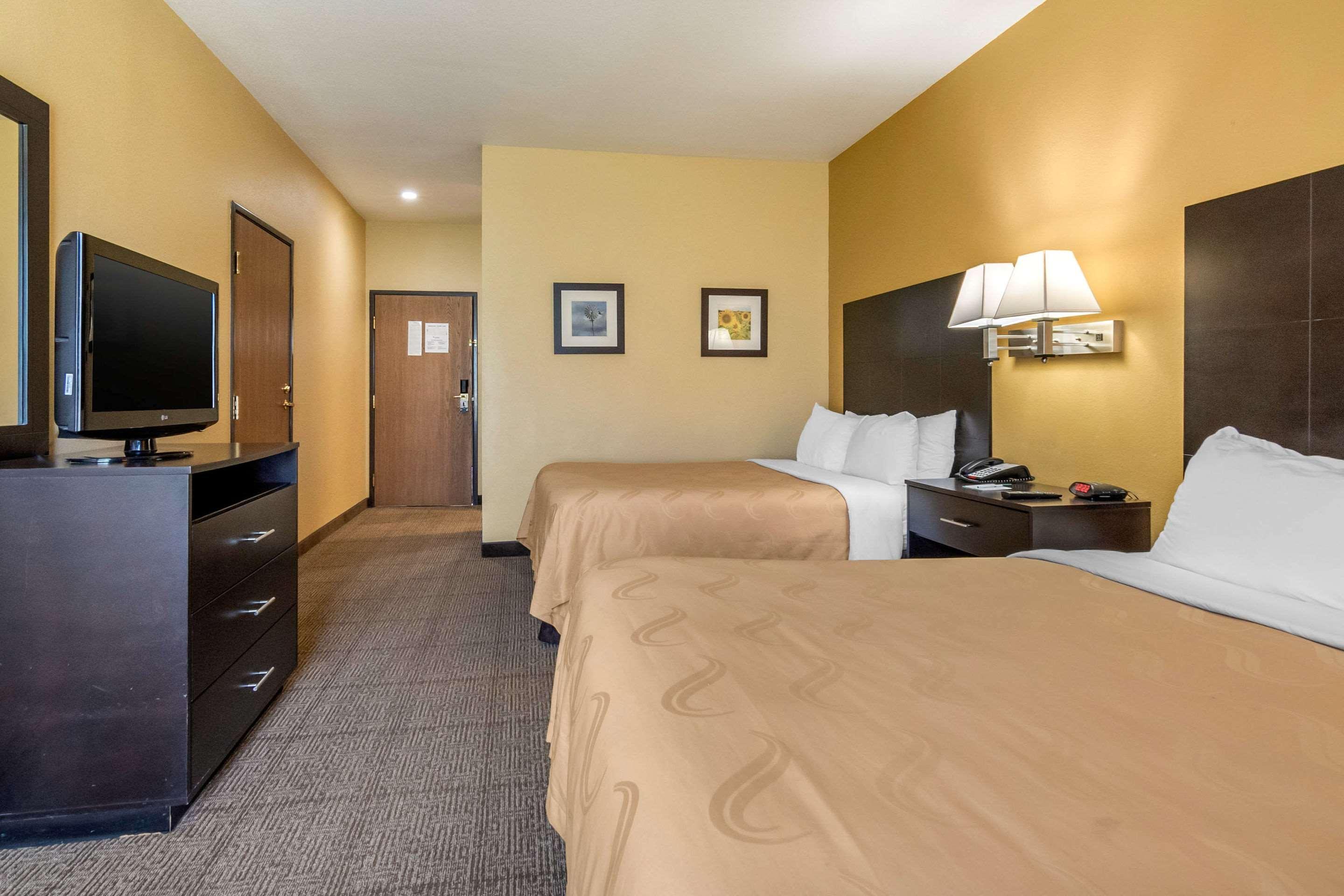 Hotel Quality & Kansas Lenexa