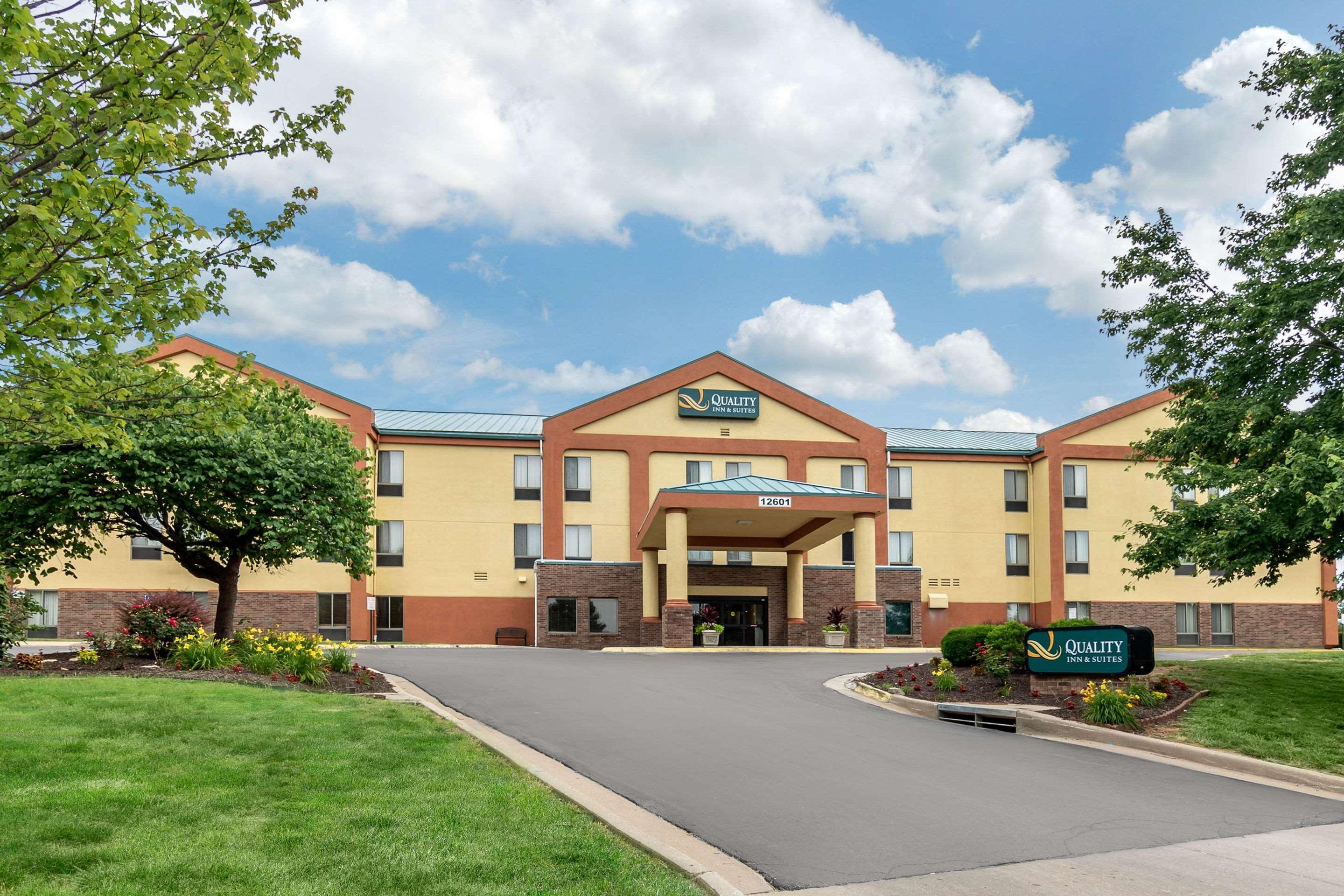 Quality & Kansas Hotel 2*