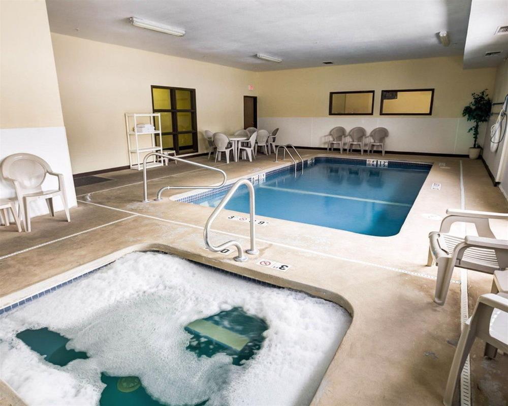 Hotel Quality & Kansas Lenexa