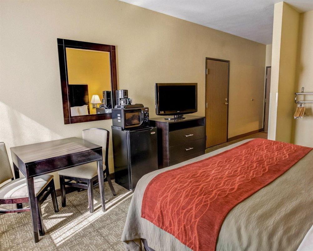 Hotel Quality & Kansas Lenexa