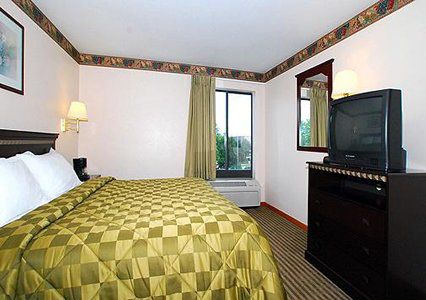 Hotel Quality & Kansas Lenexa
